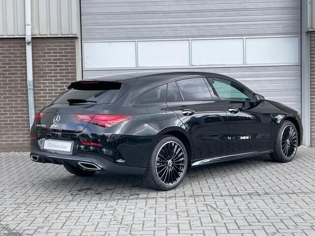 Mercedes-Benz CLA-KLASSE Shooting Brake 250 e AMG Line | Premium Pakket | Night Pakket | Panoramadak | MULTIBEAM LED Koplampen | Dodehoekassistent | Advanced Sound System | Sfeerverlichting