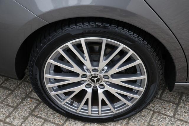 Mercedes-Benz CLA-KLASSE Shootingbrake CLA 200 Luxury Automaat NAP|Pano|Leder|Sfeerv|Widescreen