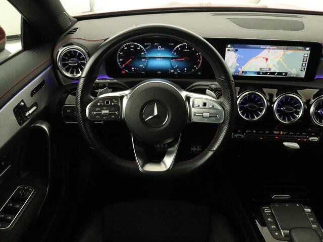 Mercedes-Benz CLA-KLASSE 200 Business Solution AMG | Panoramadak | Stoelverwarming | Adaptive cruise | Camera | Memory | Matrix LED | Keyless | Sfeerverlichting | Widescreen