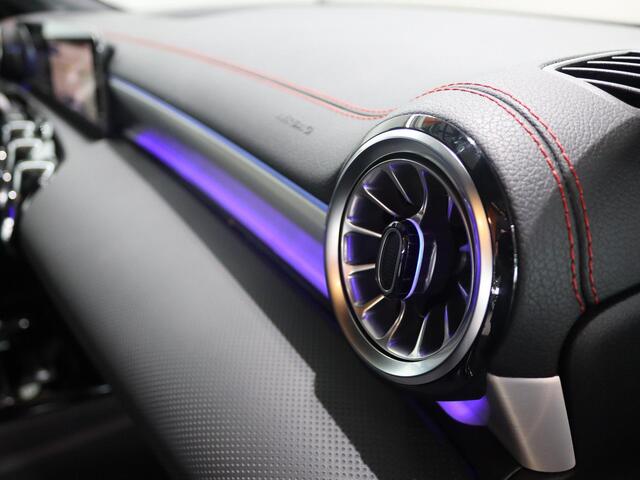 Mercedes-Benz CLA-KLASSE Shooting Brake 250e Business Solution AMG | Nightpakket | Panoramaschuifdak | Achteruitrijcamera | 19 Inch AMG-velgen |