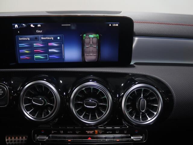 Mercedes-Benz CLA-KLASSE Shooting Brake 250e Business Solution AMG | Nightpakket | Panoramaschuifdak | Achteruitrijcamera | 19 Inch AMG-velgen |