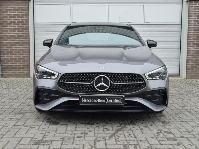 Mercedes-Benz CLA-KLASSE 180 AMG Line | Panoramadak | Nightpakket |