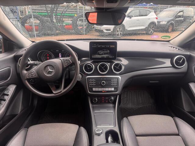 Mercedes-Benz CLA-KLASSE Shooting Brake 180 Prestige limited edition
