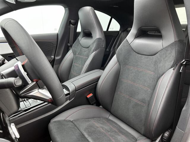Mercedes-Benz CLA-KLASSE 250 e Business Solution AMG | Nightpakket | Adaptieve Cruise Control Distronic | Dodehoekassistent | MULTIBEAM LED | Panoramaschuifdak | Sierdelen aluminium |