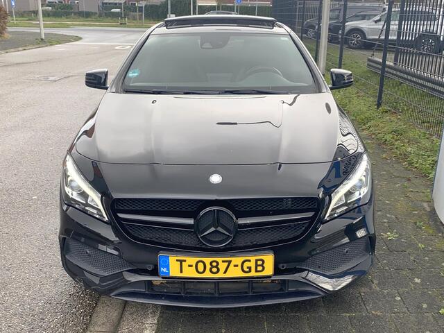 Mercedes-Benz CLA-KLASSE 220d Automaat Shooting Brake Prestige AMG Line Night Pack met o.a. panodak, Harman Kardon, CarPlay, elektr. kofferklep, alcantara, etc.