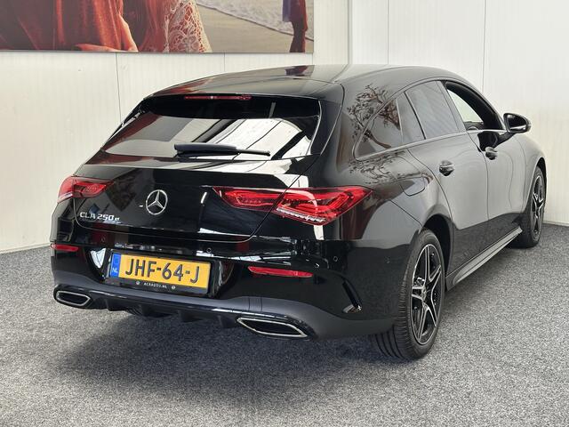 Mercedes-Benz CLA-KLASSE SHOOTING BRAKE 250 e AMG LINE NAVIGATIE CRUISE CONTROL CLIMATE CONTROL PANORAMA SCHUIF/KANTELDAK APPLE CARPLAY/ANDROID RIJSTROOKSENSOREN ACHTERUITRIJCAMERA ZEER MOOI !! 3010
