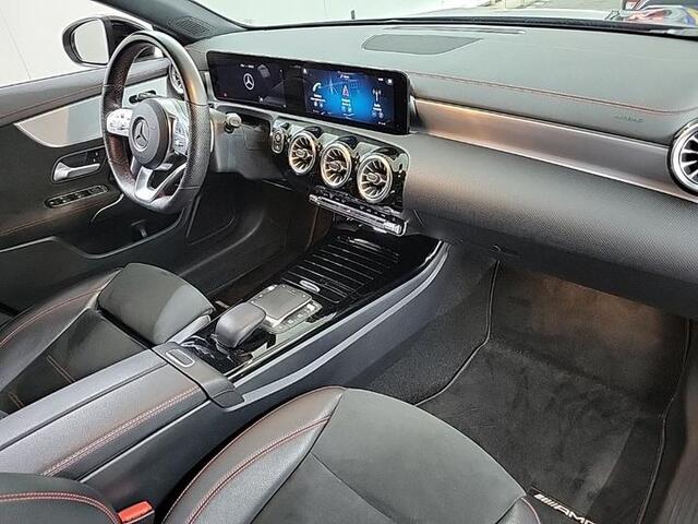 Mercedes-Benz CLA-KLASSE 180 Aut. Business Sol. AMG | Navi | Camera | Sport Stoelen |
