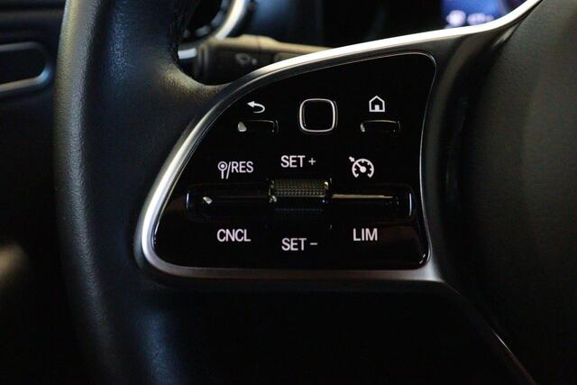 Mercedes-Benz CLA-KLASSE Shooting Brake 180 Business Line Automaat | NAVI | CAMERA + PDC | STOELVERW | WIDE-SCREEN | ELEKTR KLEP |