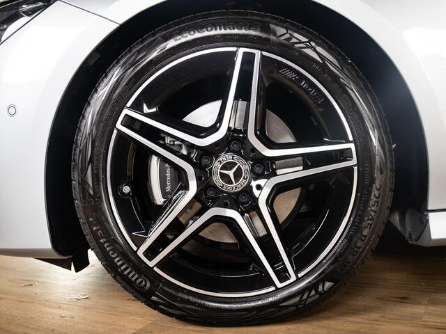 Mercedes-Benz CLA-KLASSE Coupé 180 Star Edition AMG Line Panorama dak