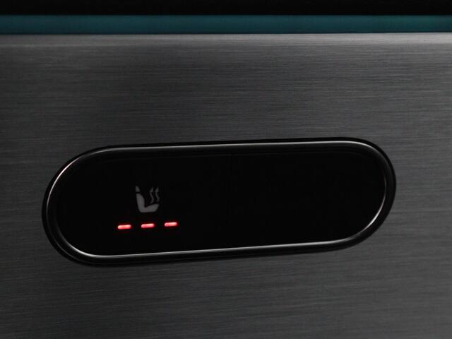 Mercedes-Benz CLA-KLASSE Shooting Brake 250e AMG Night | Panoramadak | Adaptive cruise | Head-Up | Carplay | Stoelverwarming | Trekhaak | Leder/Alcantara | Widescreen | Full LED