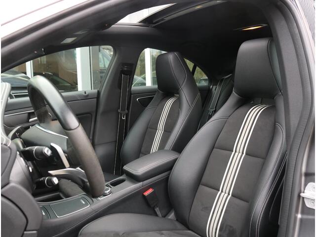 Mercedes-Benz CLA-KLASSE 180 AMG Panoramadak | Apple Carplay