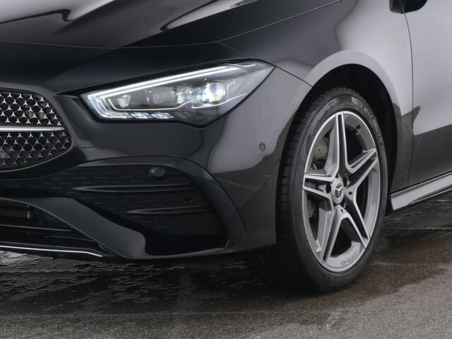 Mercedes-Benz CLA-KLASSE Shooting Brake 250 e AMG Plug-In Hybride Edition AMG Line | Panorama Schuiif-Kanteldak | Burmester® | Memory Voorstoelen | MultiBeam Koplampen | Stoel en Stuurverwarming. Inclusief 24 maanden MB Certified garantie voor Europa.