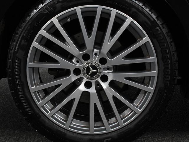 Mercedes-Benz CLA-KLASSE Shooting Brake 200 163pk DCT Progressive | Navigatie | Camera | Parkeersensoren | Elektrische achterklep | Stoelverwarming | Cruise Control | Ledverlichting | Climate Control