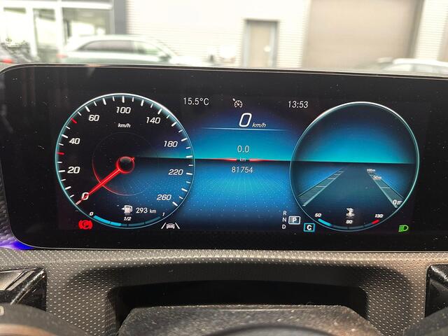 Mercedes-Benz CLA-KLASSE 180 Luxury Line stoelverwarming/Ambilight/Navi/Dealeronderhouden