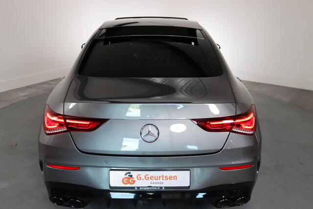 Mercedes-Benz CLA-KLASSE 220 4MATIC Premium Plus, AMG, Panoramadak, Burmester, Sfeerverlichting, Alcantara,