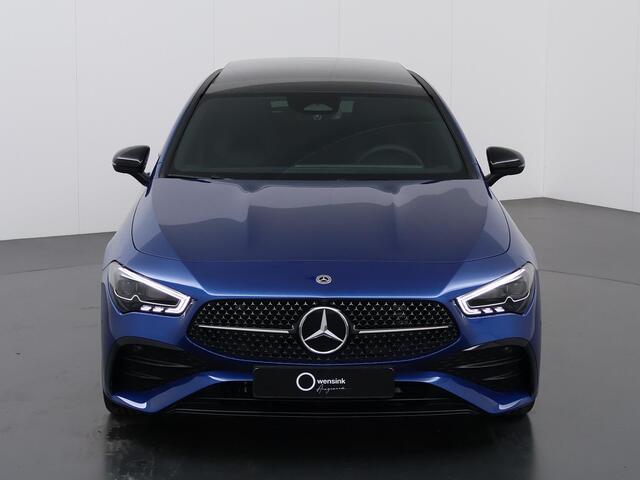 Mercedes-Benz CLA-KLASSE Shooting Brake 180 AMG Line | Night pakket | Panoramadak | Multibeam | 19 inch LM velgen | Sfeerverlichting |