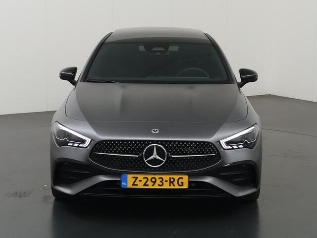 Mercedes-Benz CLA-KLASSE 250 e AMG Line | Night | Panoramadak | Multibeam | Stoelverwarming | Sfeerverlichting |