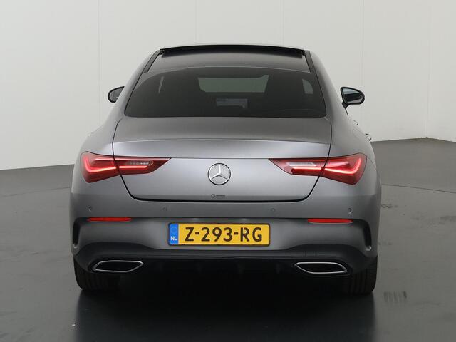 Mercedes-Benz CLA-KLASSE 250 e AMG Line | Night | Panoramadak | Multibeam | Stoelverwarming | Sfeerverlichting |
