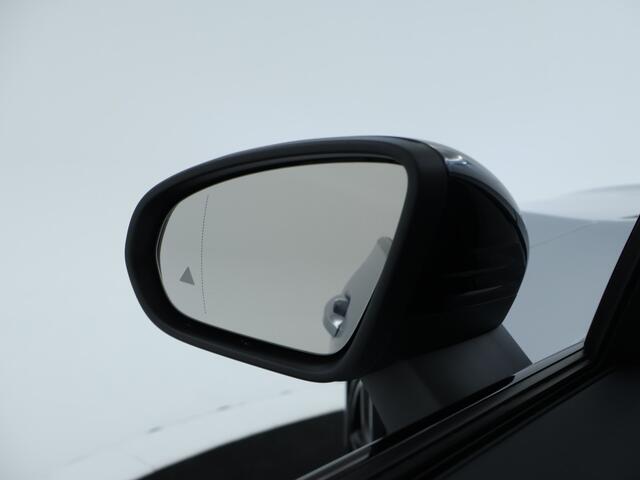 Mercedes-Benz CLA-KLASSE Shooting Brake 250 e Business Solution AMG | Trekhaak | AMG Line Plus pakket | Nightpakket | Parkeerpakket met 360°-camera | EASY PACK achterklep | Head-up display | Dodehoekassistent | Verwarmde stoelen vooraan |