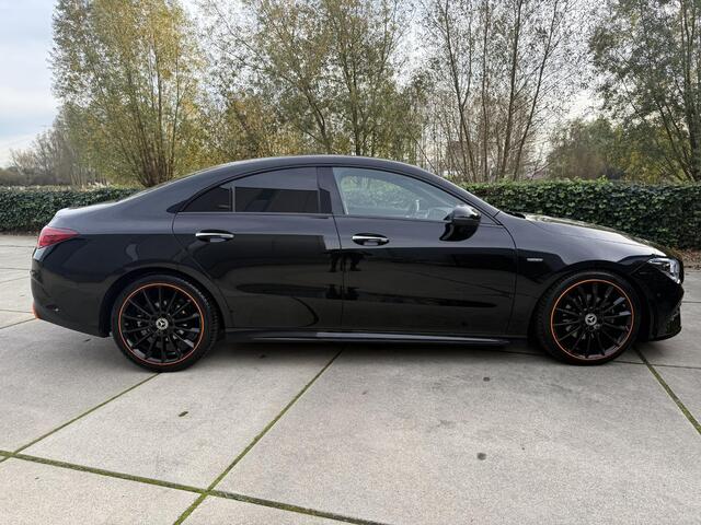 Mercedes-Benz CLA-KLASSE 180 Premium Orange Art Premium Plus | AMG EDITION 1