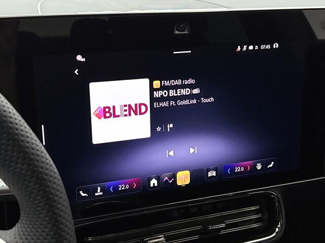 Mercedes-Benz CLA-KLASSE 250+ Launch Edition 85 kWh Trekhaak | Warmtepomp | Multibeam LED | Stoelverwarming | Panoramadak | Adaptieve cruisecontrol | GUARD 360° vehicle protection | Nightpakket | Sierdelen aluminium |