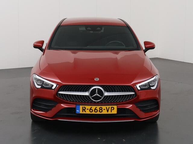 Mercedes-Benz CLA-KLASSE Shooting Brake 250 e AMG | Burmester 3D | Rij assistentie pakket | Easy Pack achterklep | Donker getint glas | Sfeerverlichting | Apple Carplay