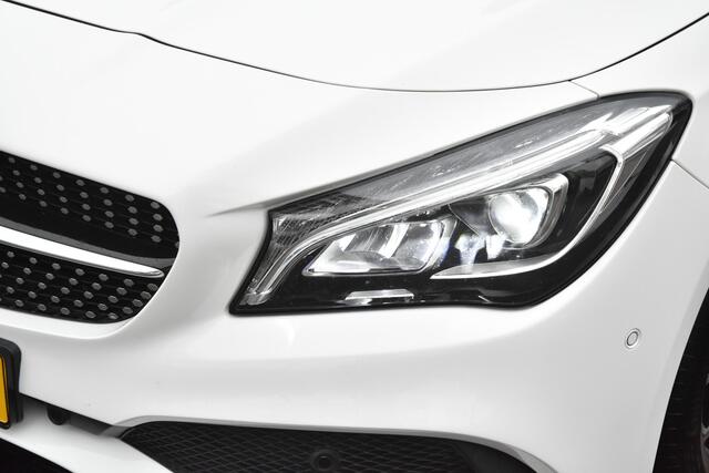 Mercedes-Benz CLA-KLASSE 180 - 2018 | Panoramadak | LED | Parkeersensoren | Keyless Start
