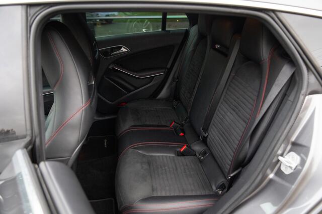 Mercedes-Benz CLA-KLASSE Shooting Brake 180 AMG line