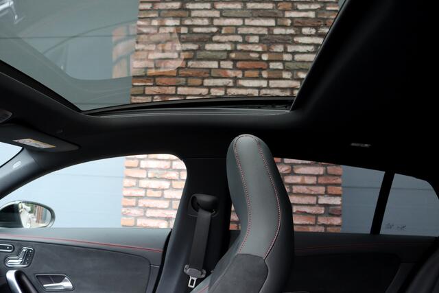 Mercedes-Benz CLA-KLASSE Shooting Brake 250 e AMG Line | Facelift | Panoramadak | Distronic+ | Memory | Trekhaak | Advanced Sound System | Keyless Go | Verwarmd Stuurwiel | Augmented Reality |