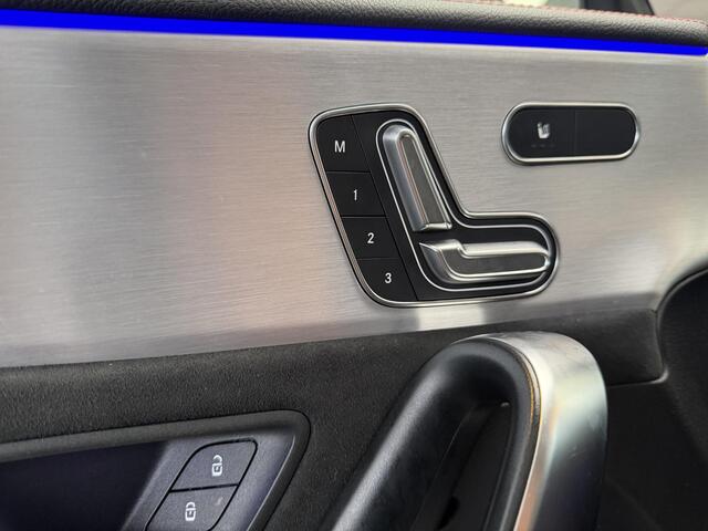 Mercedes-Benz CLA-KLASSE 200 AMG / 35 / Pano / Memory /