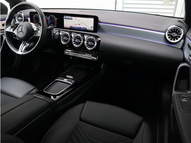 Mercedes-Benz CLA-KLASSE Shooting Brake 250 e Star Edition Luxury Line | Panoramadak | Trekhaak | Rijassistentie | Memory Seats | 360 Camera