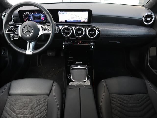 Mercedes-Benz CLA-KLASSE Shooting Brake 180 Business Solution Luxury