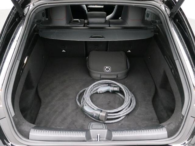 Mercedes-Benz CLA-KLASSE Shooting Brake 250 e Star Edition LIMITED AMG Line | Night Pakket |Panorama Schuif-Kanteldak | Memory Stoelen | Head-up display | Parkeerpakket met 360°-camera. Inclusief 24 maanden Mercedes-Benz Certified garantie voor Europa.