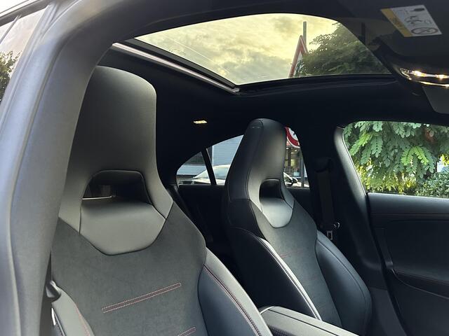 Mercedes-Benz CLA-KLASSE 200 d AMG Line Panoramadak Multibeam Adapt. Cruise Ambient Keyless 360Cam