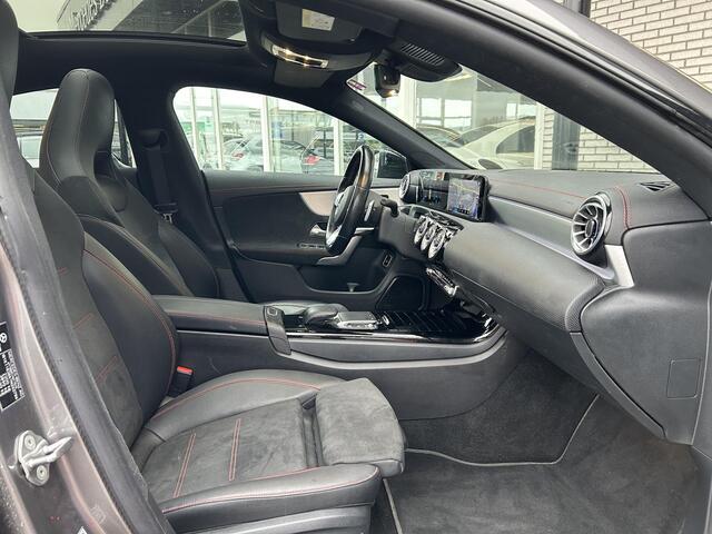 Mercedes-Benz CLA-KLASSE 250 e Business Solution AMG Limited | Panoramadak | Memorypakket | Sfeerverlichting