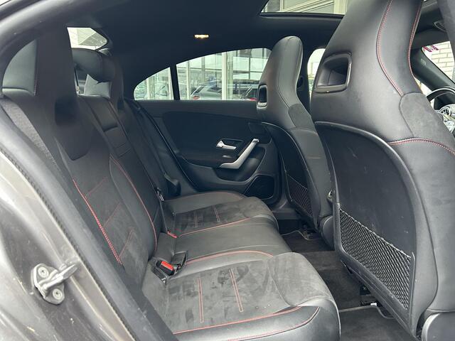 Mercedes-Benz CLA-KLASSE 250 e Business Solution AMG Limited | Panoramadak | Memorypakket | Sfeerverlichting