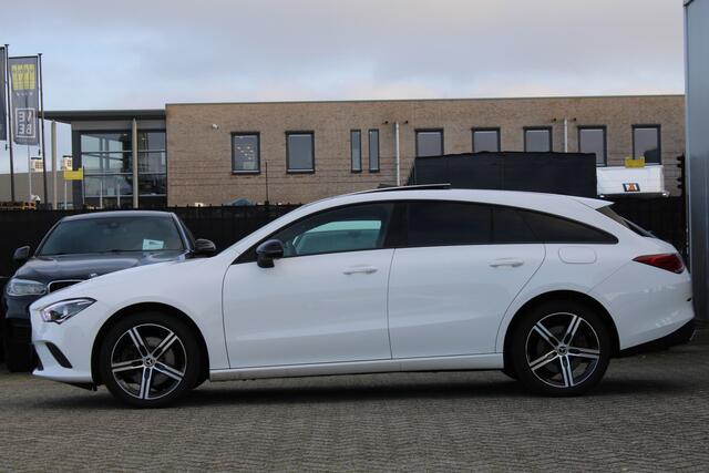 Mercedes-Benz CLA-KLASSE Shooting Brake 250e AUT8 Premium NIGHT PAKKET PANORAMADAK SFEER CARPLAY 18''