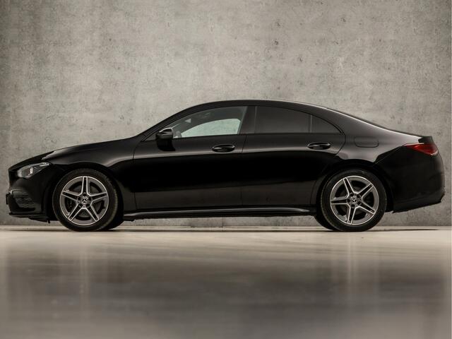 Mercedes-Benz CLA-KLASSE 200 AMG Sport 164Pk Automaat (GROOT NAVI, HEAD-UP DISPLAY, LEDER/ALCANTARA, CAMERA, SPORTSTOELEN, GETINT GLAS, WIDESCREEN, LANE ASSIST, NIEUWSTAAT)