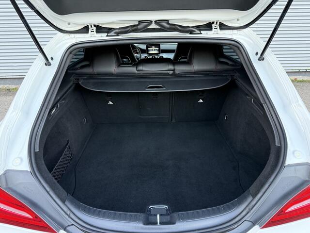 Mercedes-Benz CLA-KLASSE Shooting Brake 180 NAP AMG Carplay 19" Camera Trekhaak