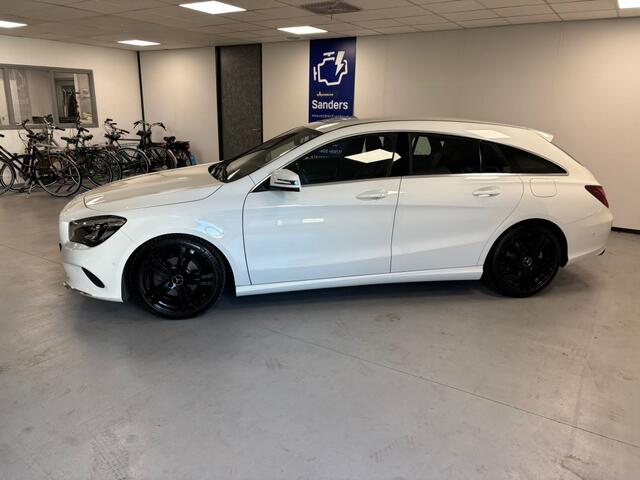Mercedes-Benz CLA-KLASSE Shooting Brake 180 NIEUWE MOTOR!