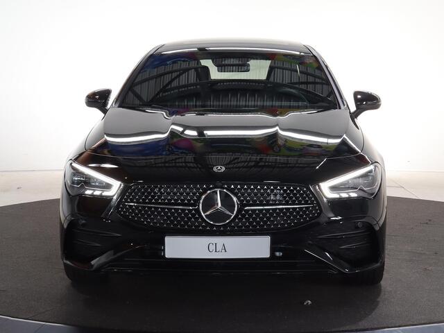 Mercedes-Benz CLA-KLASSE 250e Star Edition AMG Line | Panoramaschuifdak | Nightpakket | Achteruitrijcamera | Dodehoekassistent | Dodehoekassistent