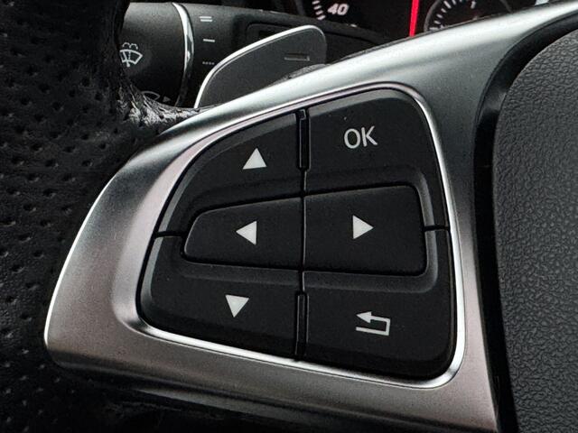 Mercedes-Benz CLA-KLASSE Shooting Brake 180 Business Solution AMG Pano/Camera.