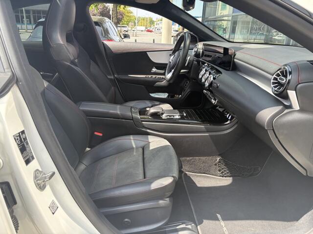 Mercedes-Benz CLA-KLASSE 180 Prem. Plus