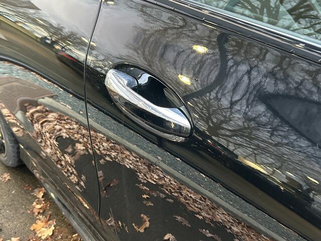 Mercedes-Benz CLA-KLASSE 250e AMG // Memory Stoelen // 360 Camera // Panoramadak // Sfeerverlichting // 19" AMG Velgen // Nightpakket // MultiBeam LED