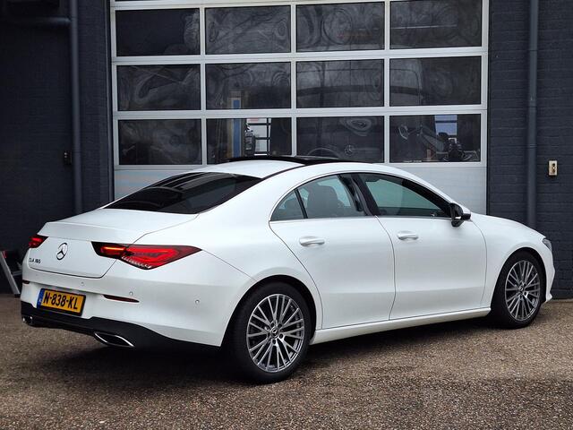 Mercedes-Benz CLA-KLASSE 180 Business Solution Luxury | Panoramadak | Sfeerverlichting | Achteruitrijcamera | Widescreen | Cruise Control | Stoelverwarming | LED verlichting