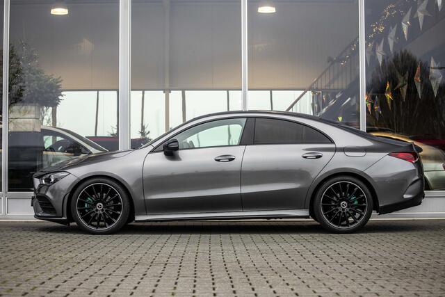 Mercedes-Benz CLA-KLASSE 180 AMG Line | Pano | Camera | 19"