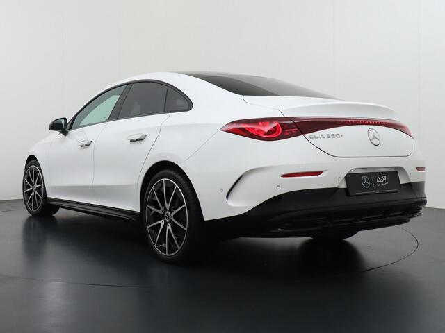 Mercedes-Benz CLA-KLASSE 250+ Launch Edition 85 kWh Accu | Memorystoelen | Warmtepomp | Multibeam Led | Stoelverwarming Voorin | Distronic Cruise Control | Achteruitrijcamera | Nightpakket | Dodehoekassistent