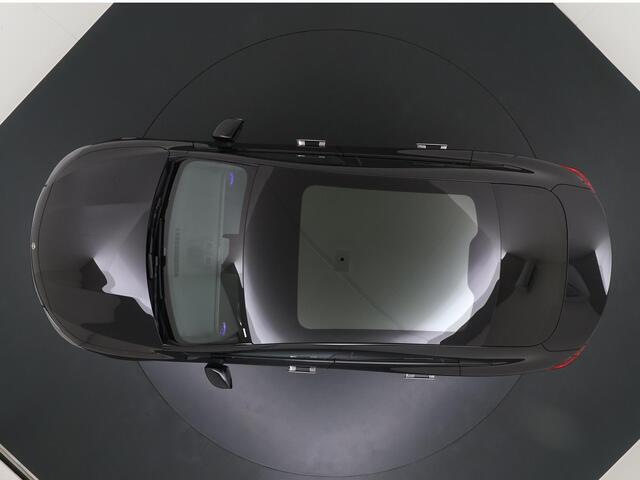 Mercedes-Benz CLA-KLASSE 250+ Launch Edition 85 kWh Accu | Memorystoelen | Warmtepomp | Multibeam Led | Stoelverwarming Voorin | Distronic Cruise Control | Achteruitrijcamera | Nightpakket | Dodehoekassistent