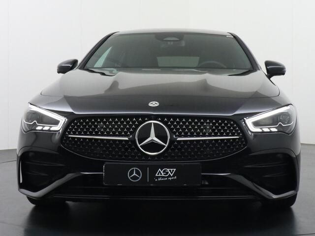 Mercedes-Benz CLA-KLASSE Shooting Brake 180 Business Solution AMG | Panorama - Schuifdak | Multibeam LED | Apple Carplay & Android Auto | 360 graden camera | DAB+ Radio | Nightpakket | Voorstoelen Verwarmd | Stuurwiel Verwarmd