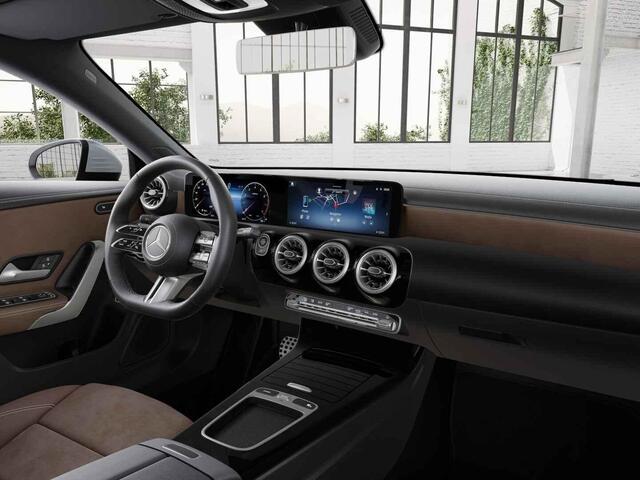 Mercedes-Benz CLA-KLASSE 180 Star Edition AMG Line